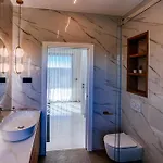 Luxury Villa Amore With Private Pool, Sea View, Billiards & Dalmatian Tavern Villa