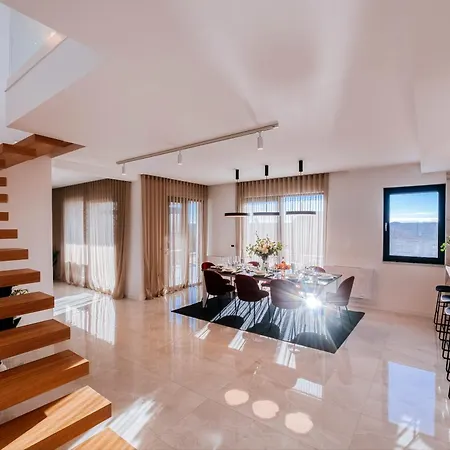 빌라 Luxury With Private Pool, Sea View, Billiards & Dalmatian Tavern