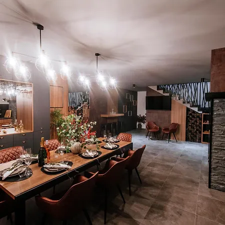 Luxury With Private Pool, Sea View, Billiards & Dalmatian Tavern 빌라 Debeljak
