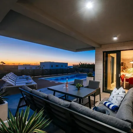 By Feel Croatia * Debeljak