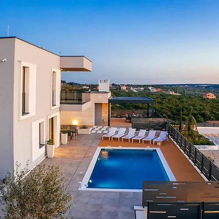 빌라 Luxury With Private Pool, Sea View, Billiards & Dalmatian Tavern Debeljak