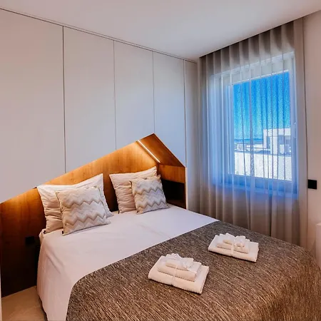 Luxury With Private Pool, Sea View, Billiards & Dalmatian Tavern