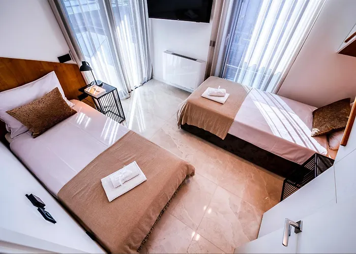 By Feel Croatia * Debeljak