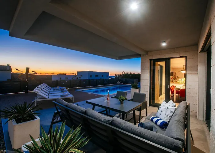 By Feel Croatia * Debeljak