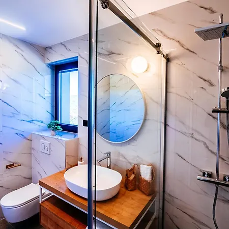 By Feel Croatia * Debeljak